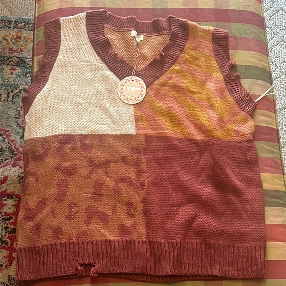 Umgee Sweaters - Colorblock Knit Vest